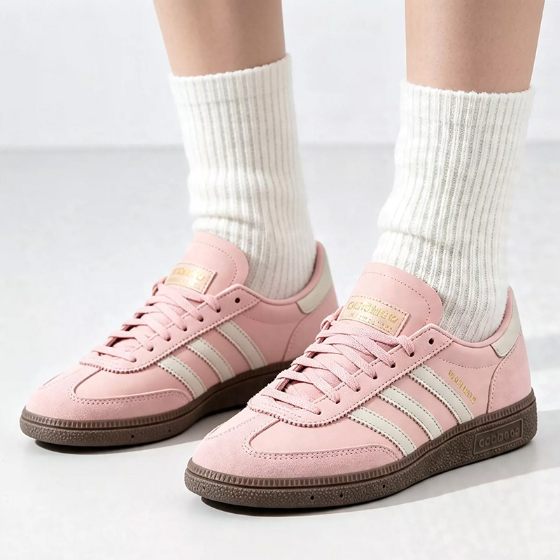 Baskets Adidas authentiques à  - Women Shoes Hong Kong avis et prix