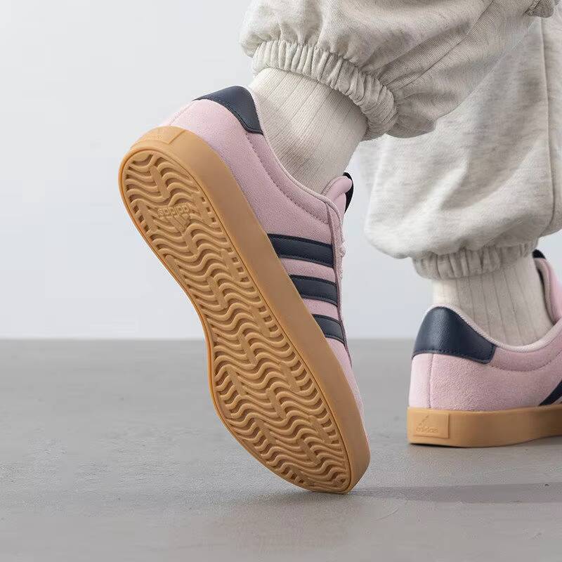 Baskets basses Adidas pour fem - Women'S Shoes Pink Adidas avis et prix